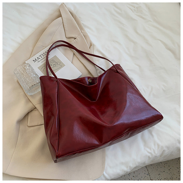 Retro soft leather shoulder bag casual handbag