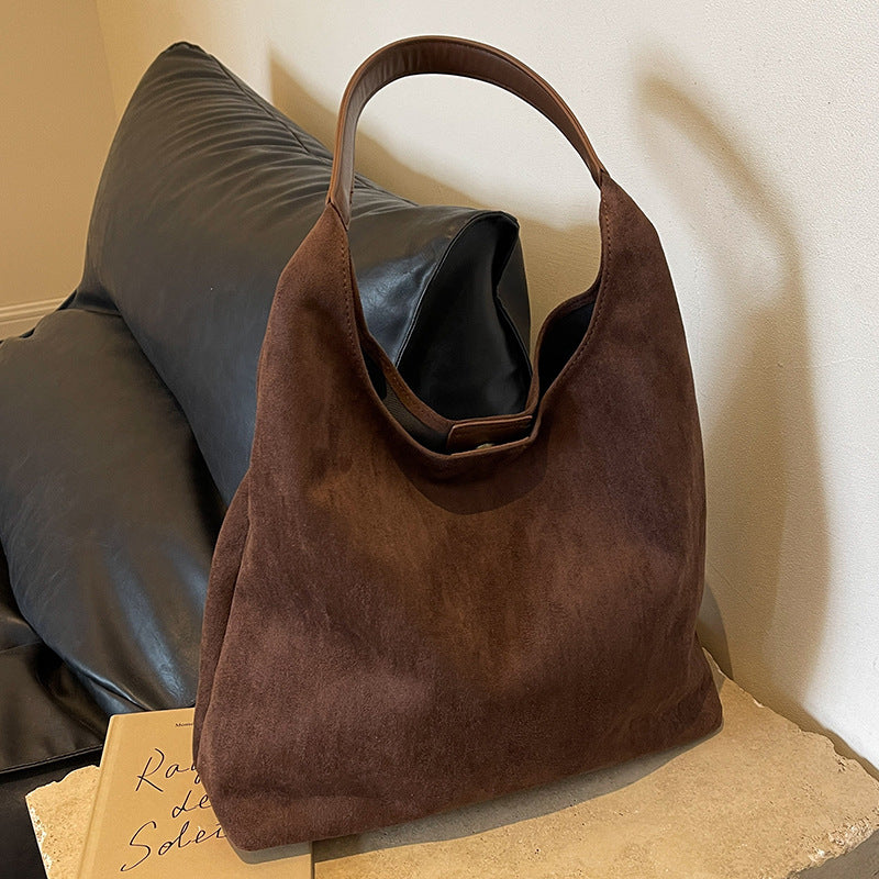 Matte shoulder bag